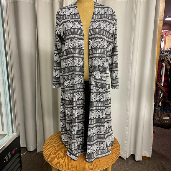 Lularoe white/black duster size medium - Picture 1 of 5
